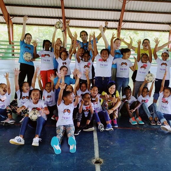 Meet your Posher, Claudina - Picture 1 of 1